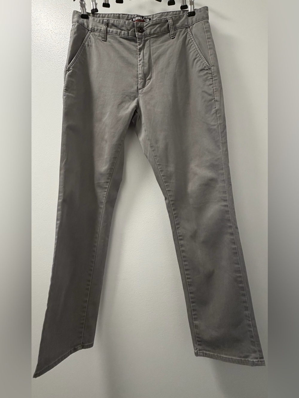 Kirkland Signature Men’s Grey Stretch Chino Pants 32x30